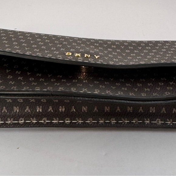 DKNY wallet in a gray brownish color - Picture 6 of 9